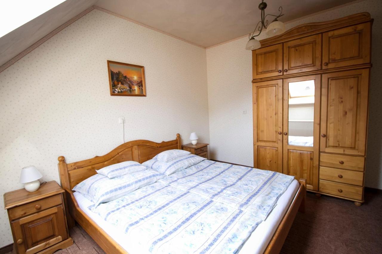 Aranygombos Fogado Hotel Telkibanya Bagian luar foto